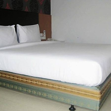 Orange Grand Hotel Ban Khlong Phruan Eksteriør billede